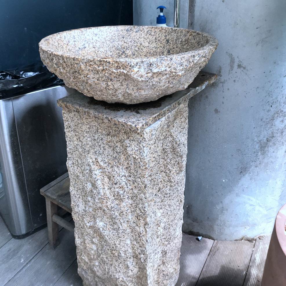 Riverstone Outdoor Bathroom Pedestal Sink